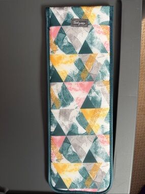 🫶🏼3 for $12!!🫶🏼thirty-one Geometric Thermal Pouch for Hot Tools